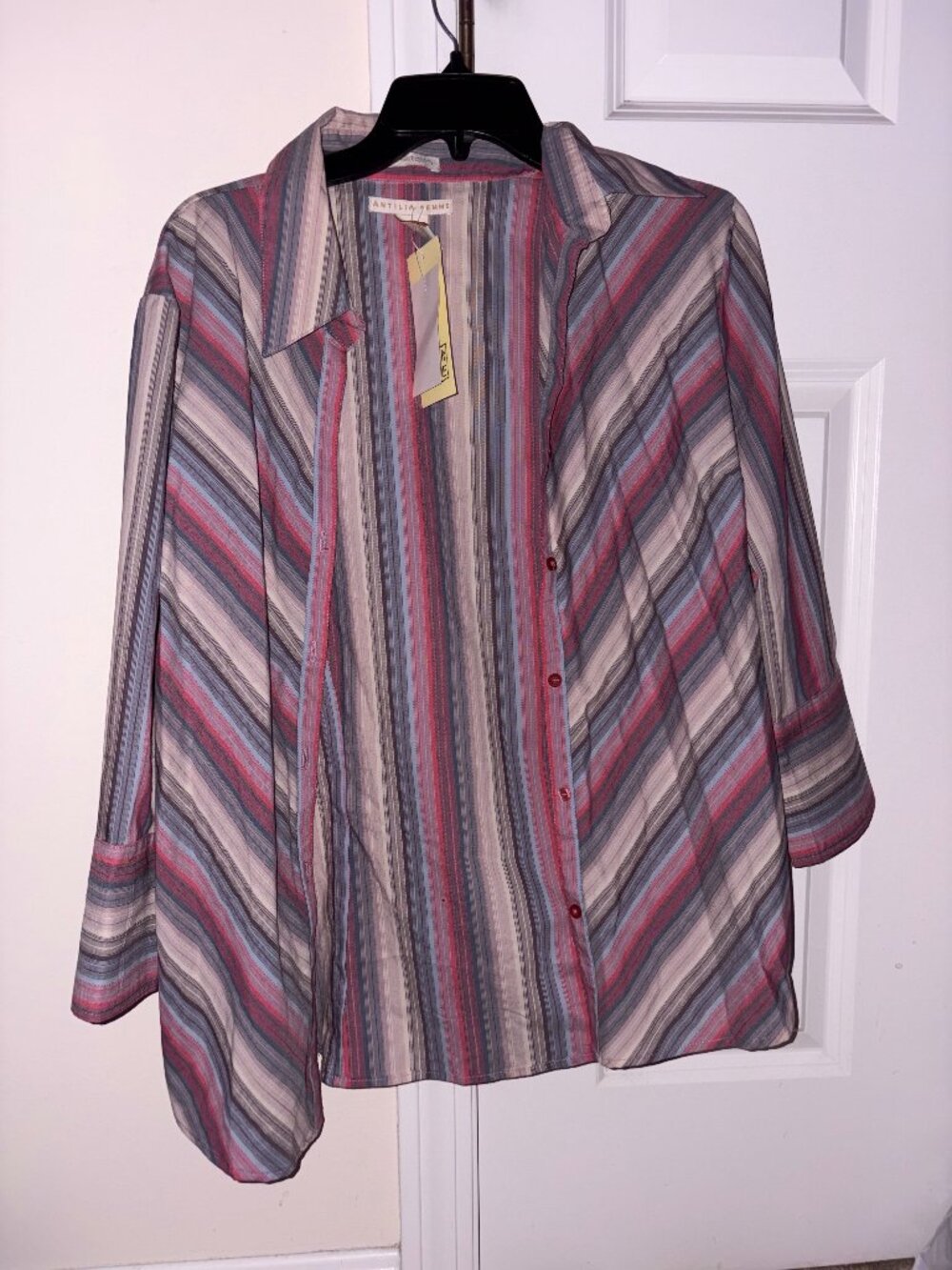 Antilia Femme button-down shirt, multicolor striped pattern women's size XL.